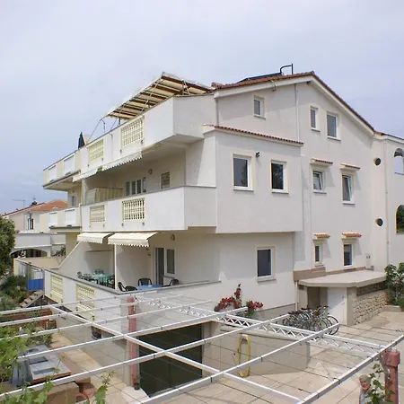 4098b Apartamento